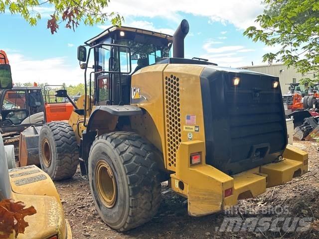CAT 950K Iekrāvēji uz riteņiem