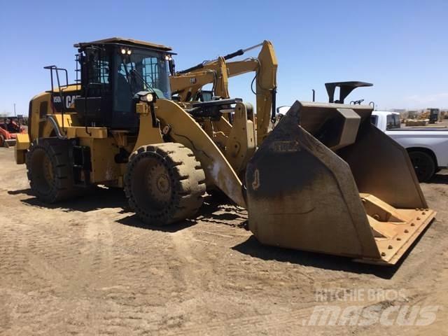 CAT 950M Iekrāvēji uz riteņiem