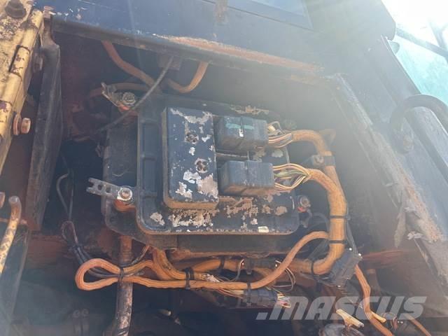 CAT 963C Būvniecība- Citi