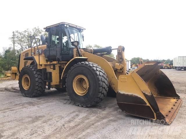 CAT 966 Iekrāvēji uz riteņiem