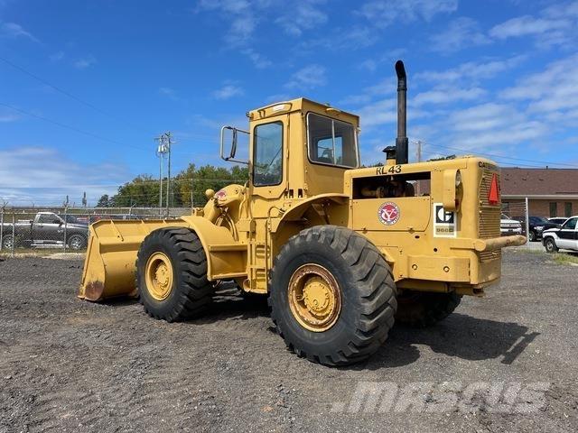 CAT 966C Iekrāvēji uz riteņiem