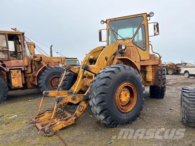 CAT 966C Iekrāvēji uz riteņiem
