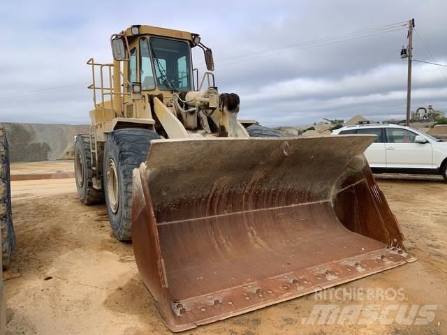 CAT 966F Iekrāvēji uz riteņiem