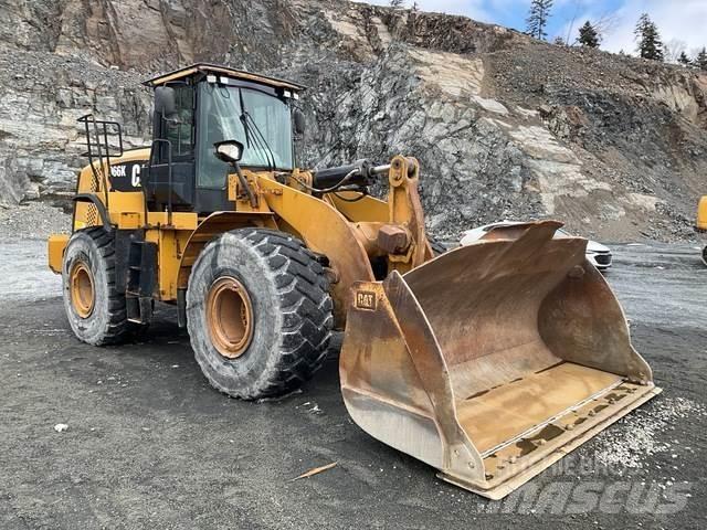 CAT 966K Iekrāvēji uz riteņiem