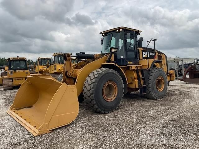 CAT 966M Iekrāvēji uz riteņiem