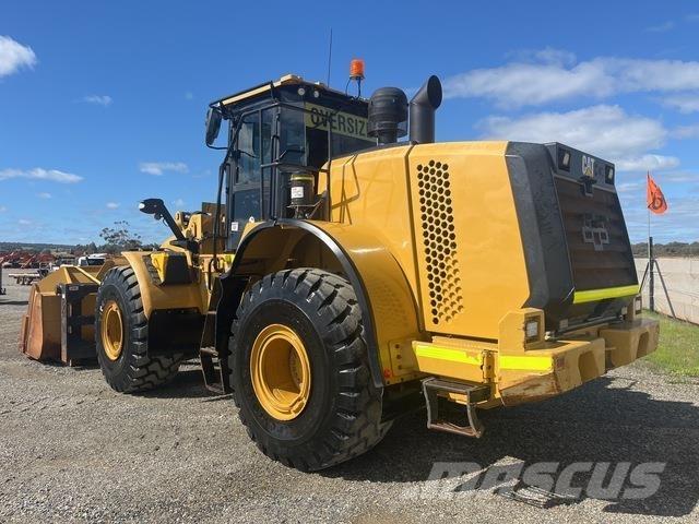 CAT 966M Iekrāvēji uz riteņiem
