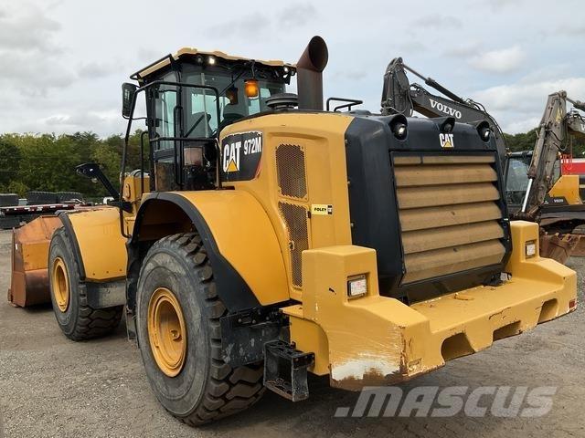 CAT 972M Iekrāvēji uz riteņiem