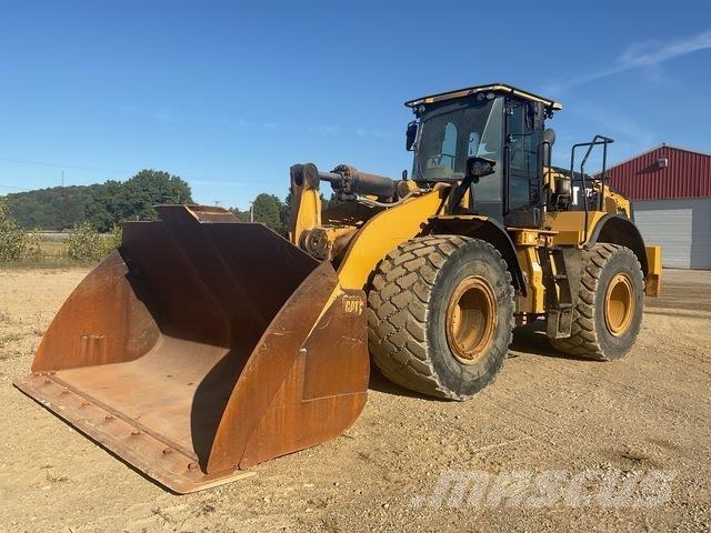 CAT 972M Iekrāvēji uz riteņiem