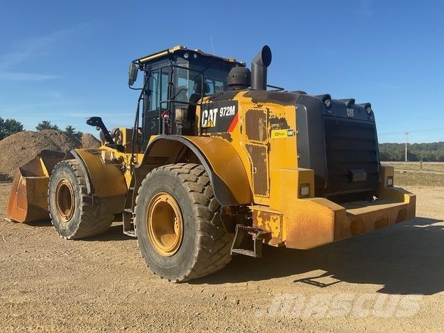 CAT 972M Iekrāvēji uz riteņiem