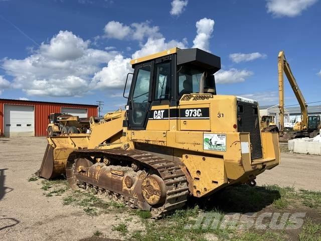 CAT 973C Kāpurķēžu iekrāvēji
