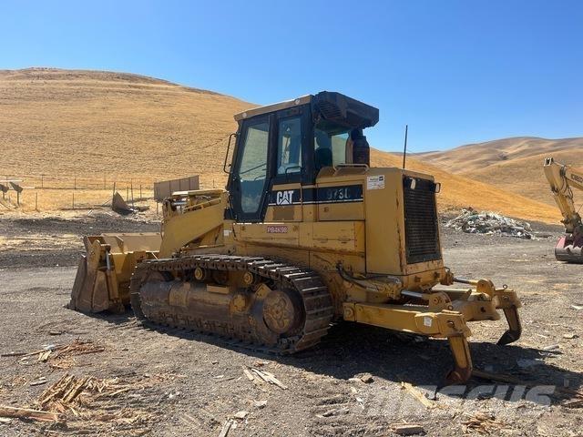 CAT 973C Kāpurķēžu iekrāvēji