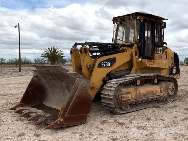 CAT 973D Kāpurķēžu iekrāvēji