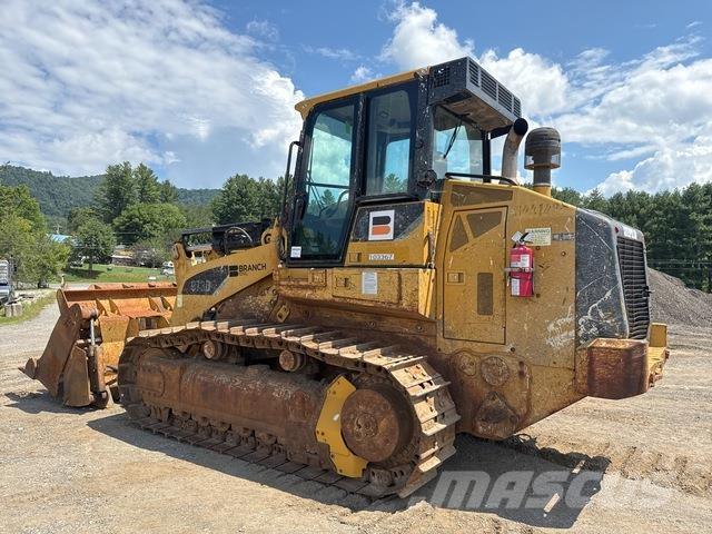 CAT 973D Kāpurķēžu iekrāvēji