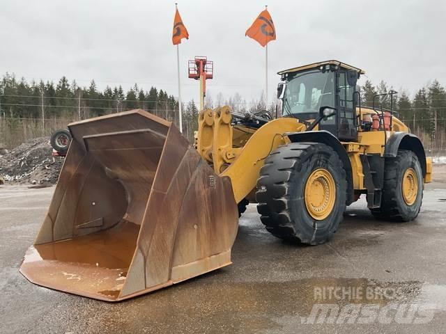 CAT 982M Iekrāvēji uz riteņiem