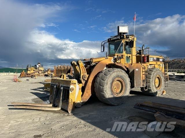 CAT 988F Iekrāvēji uz riteņiem
