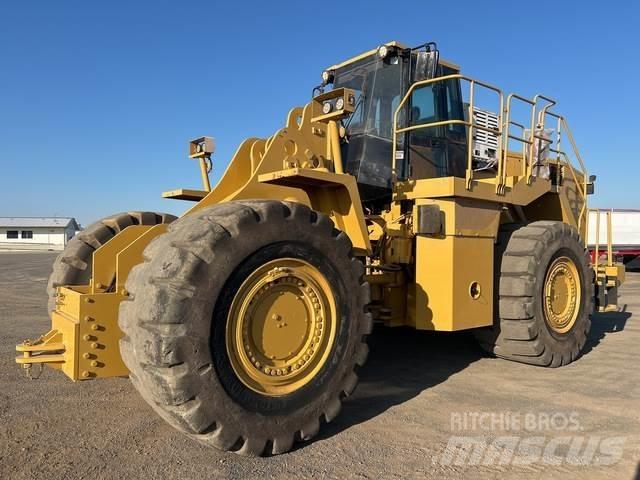 CAT 988H Iekrāvēji uz riteņiem