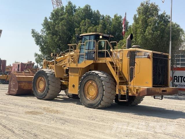 CAT 988H Iekrāvēji uz riteņiem