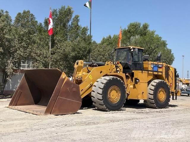 CAT 988K Iekrāvēji uz riteņiem