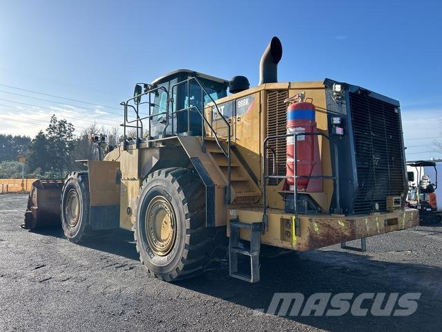 CAT 988K Iekrāvēji uz riteņiem