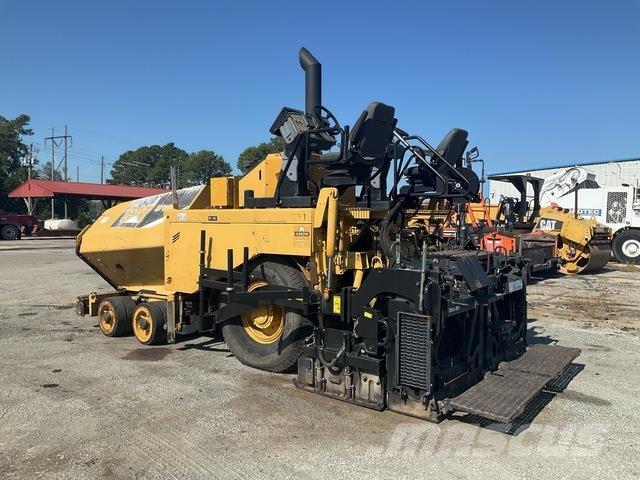 CAT AP-600D Asfalta klājēji