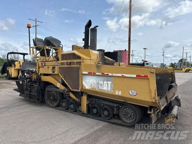 CAT AP1055D Asfalta klājēji