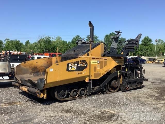 CAT AP1055F Asfalta klājēji