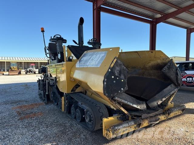 CAT AP655F Asfalta klājēji