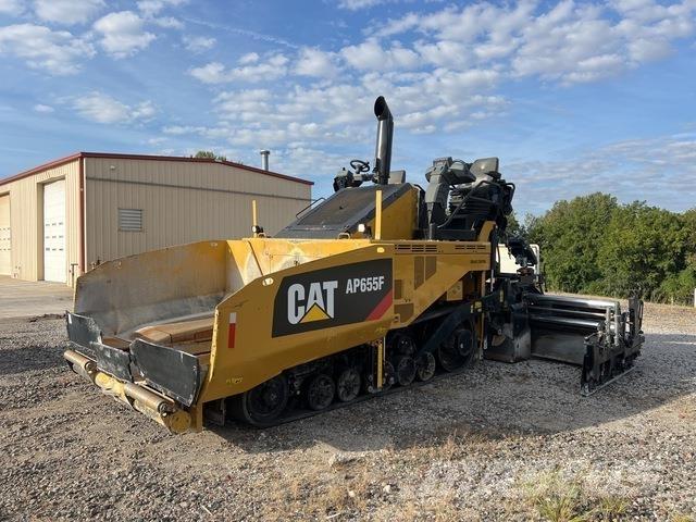 CAT AP655F Asfalta klājēji