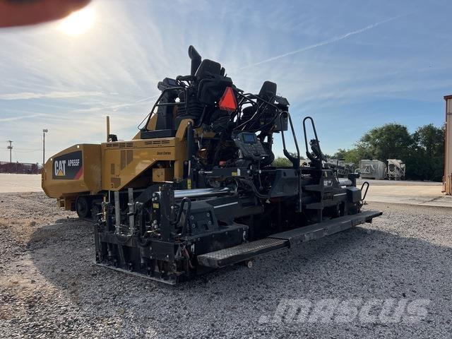 CAT AP655F Asfalta klājēji