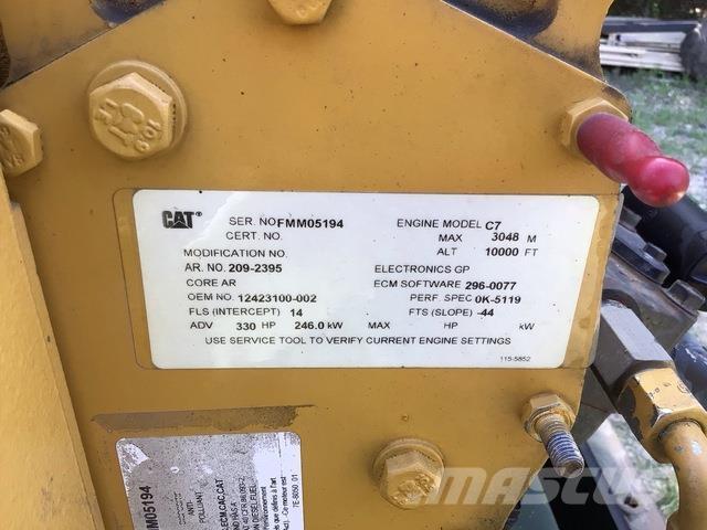 CAT C7 ACERT Dzinēji