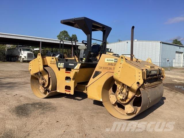 CAT CB-564D Divvalču grunts veltņi