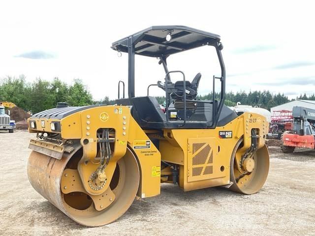 CAT CB10 Divvalču grunts veltņi