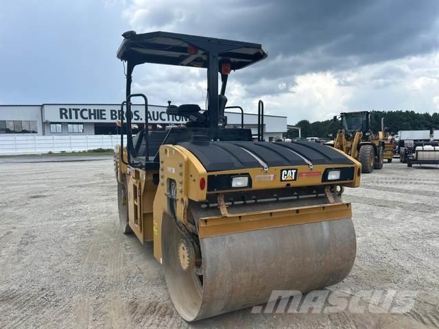 CAT CB10 Divvalču grunts veltņi