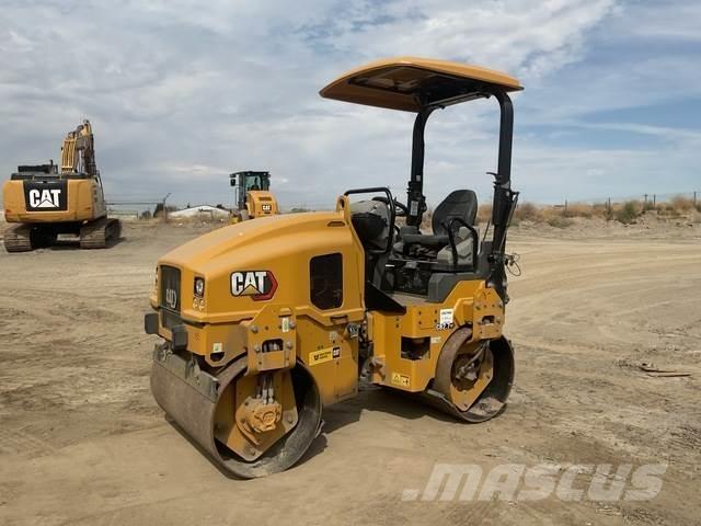 CAT CB2.7GC Divvalču grunts veltņi
