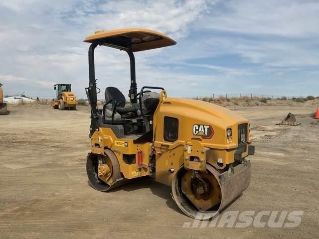 CAT CB2.7GC Divvalču grunts veltņi