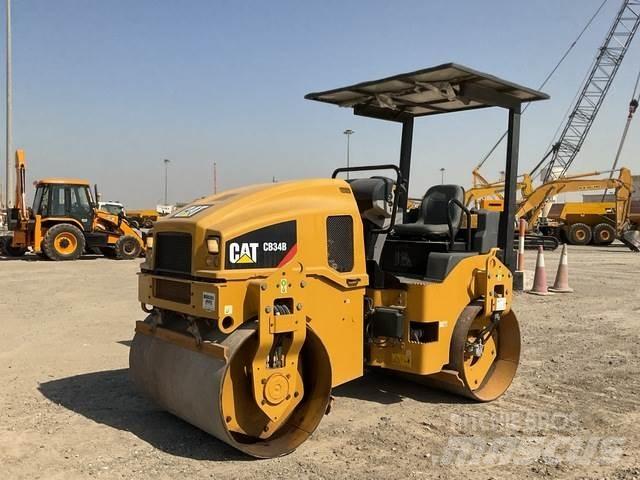 CAT CB34B Divvalču grunts veltņi