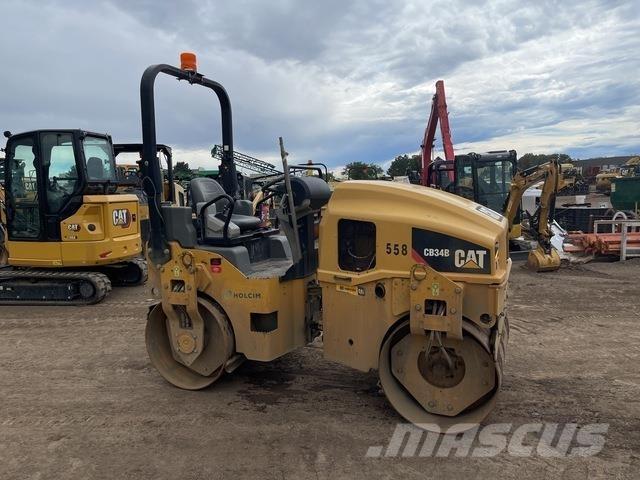 CAT CB34B Divvalču grunts veltņi