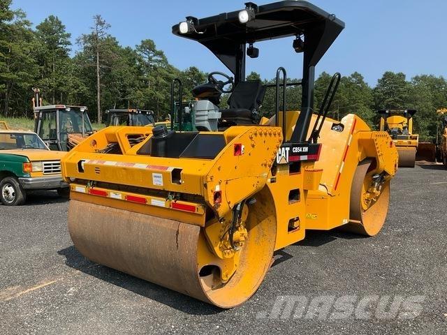 CAT CB54 Divvalču grunts veltņi