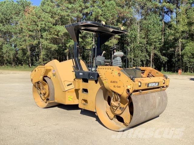 CAT CB54 Divvalču grunts veltņi