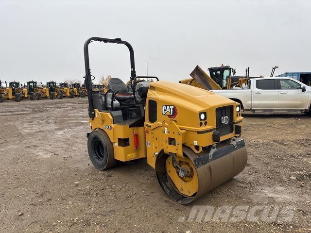 CAT CC4.0-03 Divvalču grunts veltņi