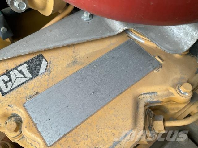 CAT CW34 Kombinētie veltņi