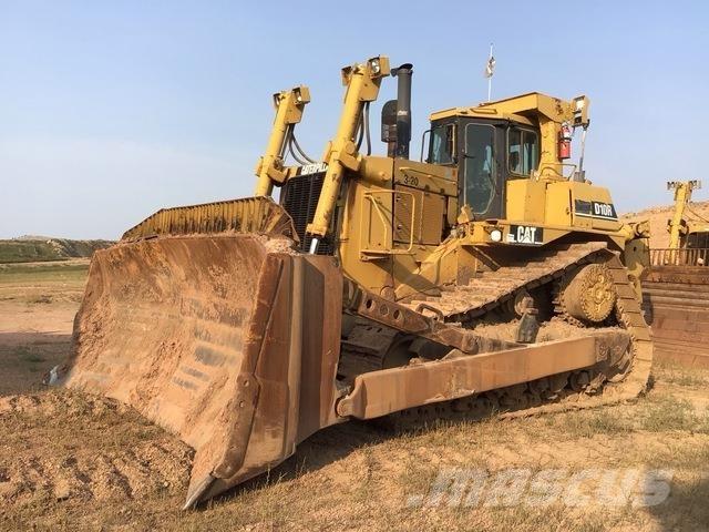 CAT D10R Kāpurķēžu buldozeri