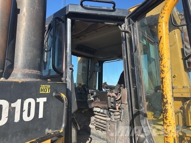 CAT D10T Kāpurķēžu buldozeri