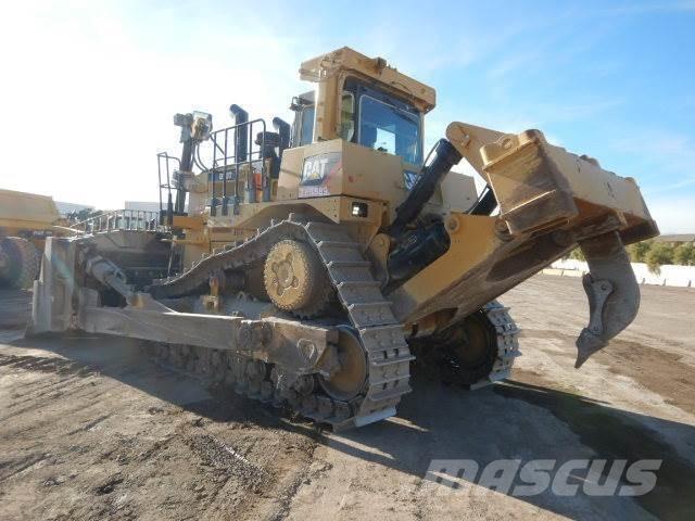 CAT D10T2 Kāpurķēžu buldozeri
