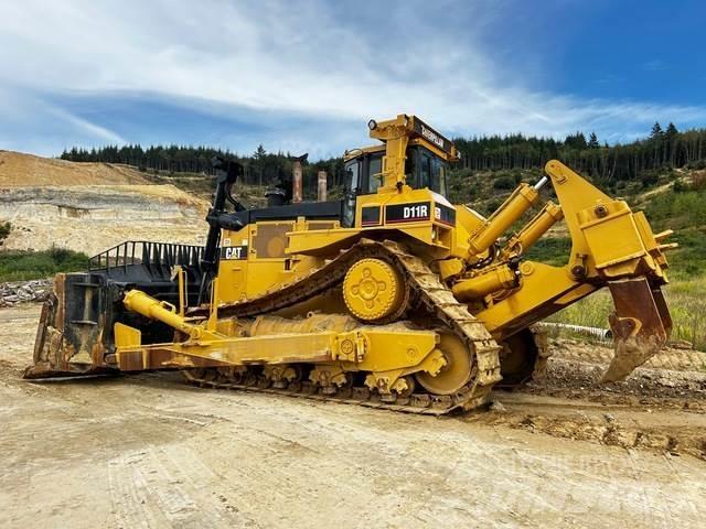 CAT D11R Kāpurķēžu buldozeri