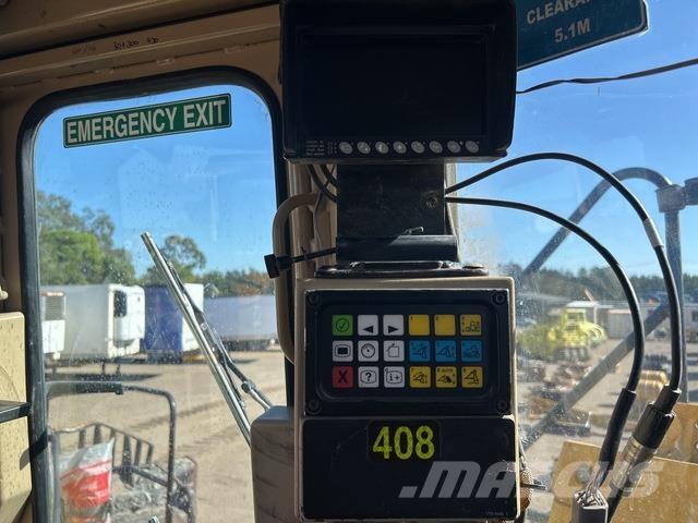 CAT D11R Kāpurķēžu buldozeri