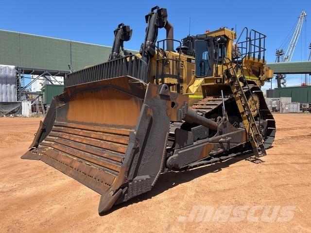 CAT D11T Kāpurķēžu buldozeri