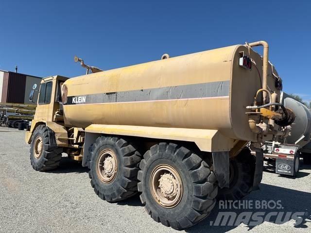 CAT D250 Ūdens mašīnas