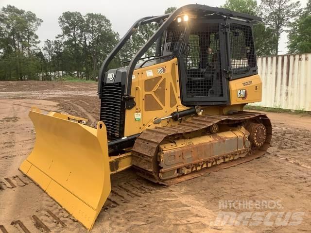 CAT D3 Kāpurķēžu buldozeri