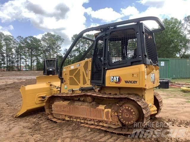 CAT D3 Kāpurķēžu buldozeri